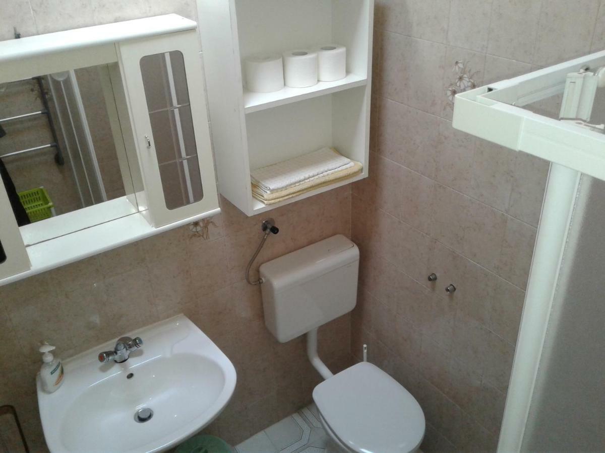 Apartmani Otavio โรวีน ภายนอก รูปภาพ